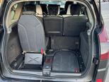 Renault Scenic-12