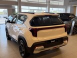 Kia Sonet-6