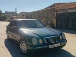 Mercedes E 320-1