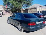 Mercedes E 320-3