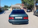 Mercedes E 320-5