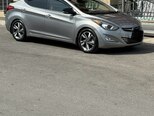 Hyundai Elantra-3