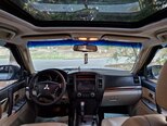 Mitsubishi Pajero-10