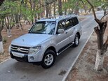 Mitsubishi Pajero-1