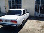 LADA (VAZ) 2107-2
