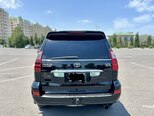 Toyota Land Cruiser Prado-4