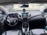 Hyundai Elantra-11