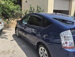 Toyota Prius-4