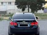 Chevrolet Cruze-9
