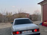 Mercedes 190-2