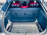 Toyota Prius-12
