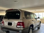 Toyota Land Cruiser-7