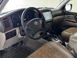 Toyota Land Cruiser-8