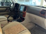 Toyota Land Cruiser-9