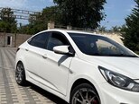 Hyundai Accent-3