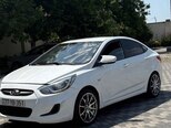 Hyundai Accent-4