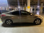 Hyundai Elantra-7