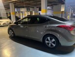 Hyundai Elantra-5