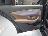 Mercedes E 300-17