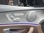 Mercedes E 300-11