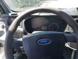 Ford Transit-17
