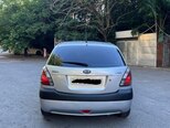 Kia Rio-5
