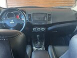Mitsubishi Outlander-5