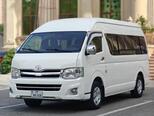 Toyota HiAce-13