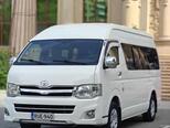 Toyota HiAce-4