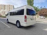Toyota HiAce-6