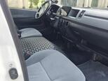 Toyota HiAce-11