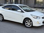 Hyundai Accent-3