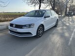 Volkswagen Jetta-2