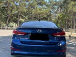 Hyundai Elantra-6
