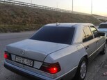 Mercedes 250 D-8