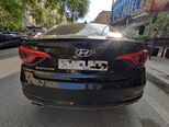 Hyundai Sonata-4