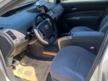 Toyota Prius-14