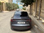 Tesla Model 3-2