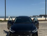 Hyundai Elantra-3