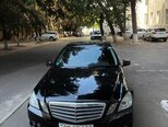 Mercedes E 200-1