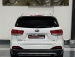 Kia Sorento-12