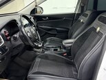 Kia Sorento-16