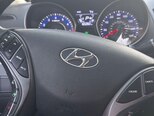 Hyundai Elantra-9