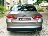 Kia Optima-4