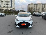 Toyota Aqua-1
