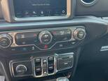 Jeep Wrangler-11
