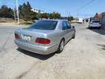 Mercedes E 320-6
