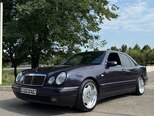 Mercedes E 240-2