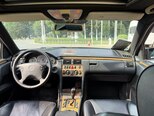Mercedes E 240-7