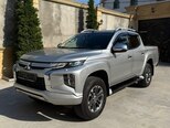 Mitsubishi L200-2